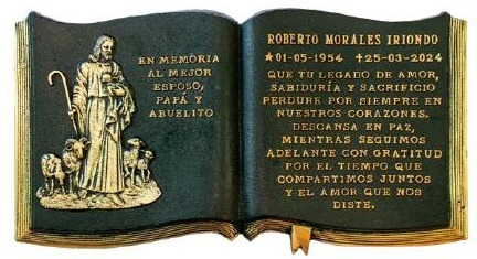 Modelo 01: Libro conmemorativo